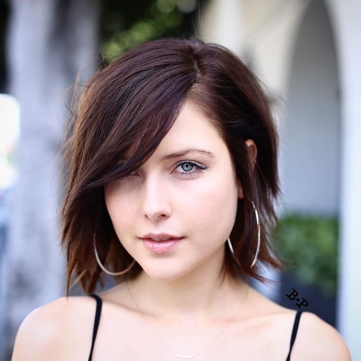 Side-Swept-Bangs